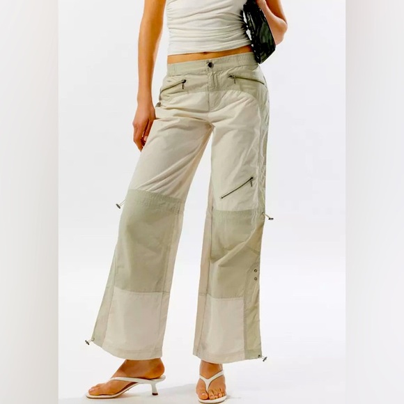 Urban Outfitters Pants - Urban Outfitters windbreaker wide leg pants, elastic waist. Green & ivory. XXL
